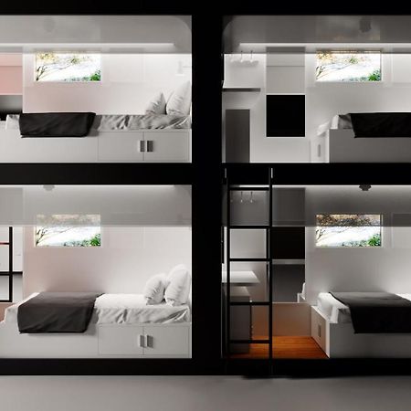 M Pods Malaga Hotel Exterior photo