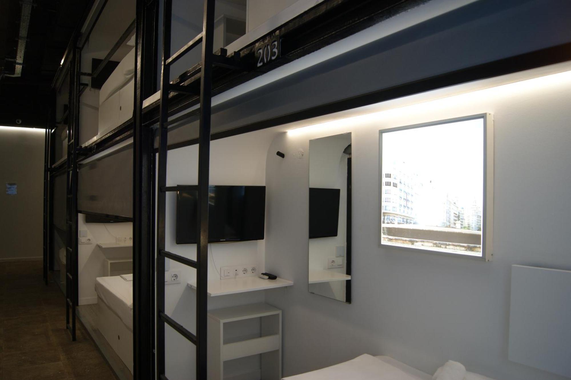 M Pods Malaga Hotel Exterior photo