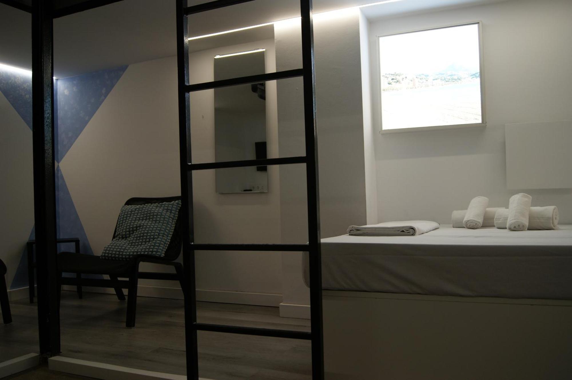 M Pods Malaga Hotel Exterior photo